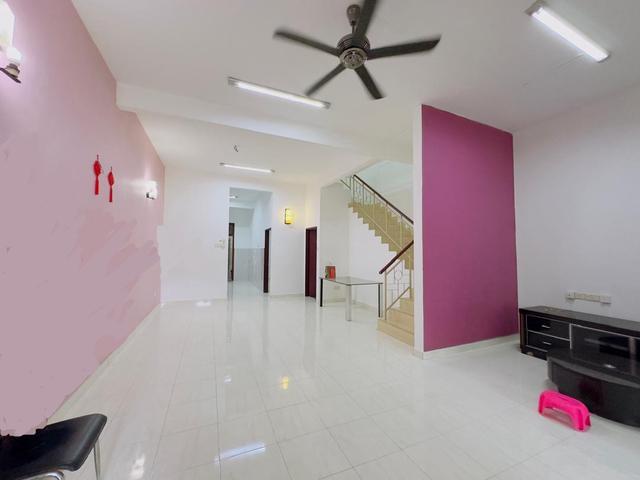 Terraced House for sale in Wellesley, Penang