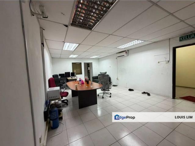 Shop for rent in Bukit Ledang, Johor