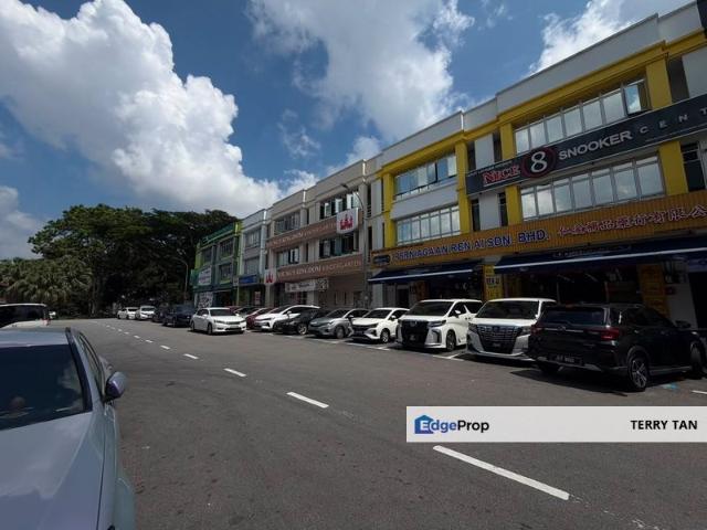 Shop for sale in Bukit Ledang, Johor