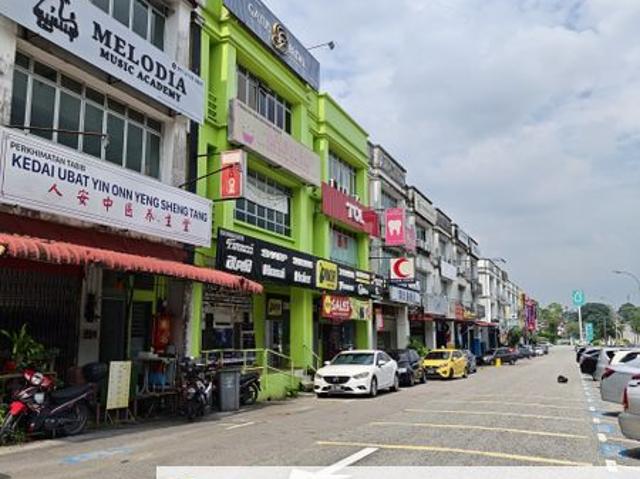 Shop for rent in Bukit Ledang, Johor