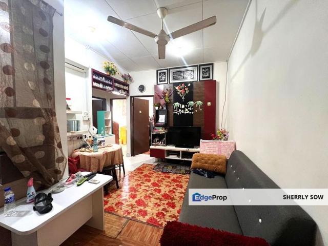 Flat for sale in Pulai, Bukit Ledang
