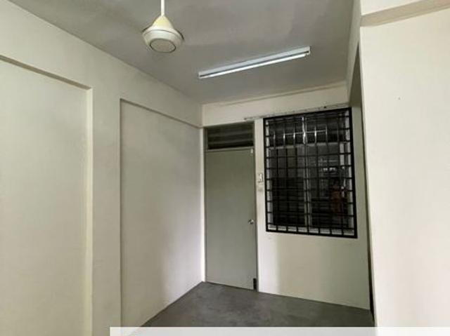 Flat for sale in Taman Seri Orkid, Iskandar Puteri