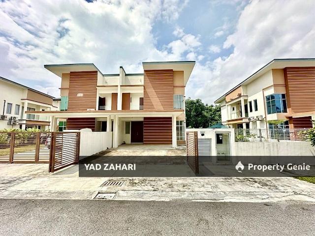 Residential House for sale in Alam Impian, Selangor
