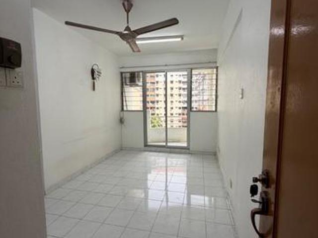 Apartment for sale in Mukim 13, Georgetown