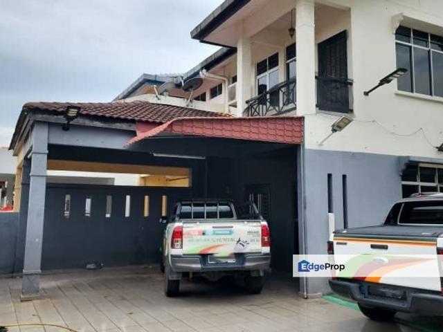 House for sale in Malaka