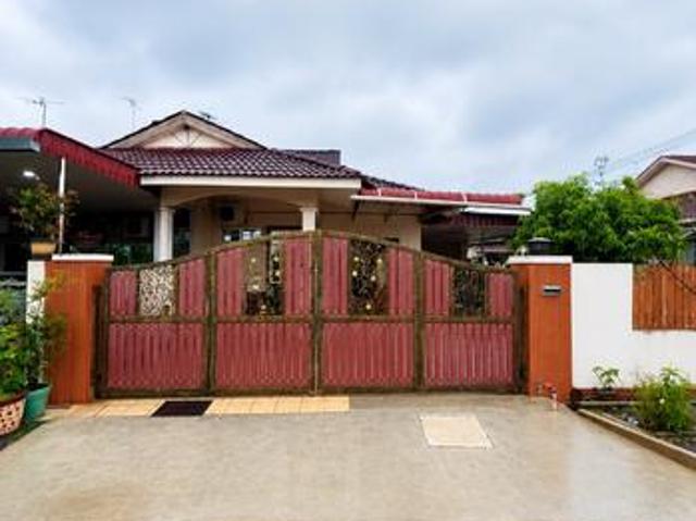 Terraced House for sale in Wellesley, Penang
