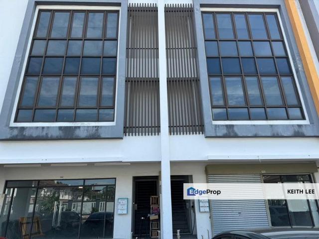 Shop for sale in Kajang, Langat