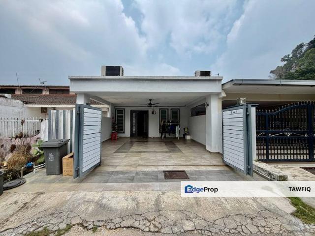 House for sale in Seri Kembangan, Majlis Bandaraya Subang Jaya