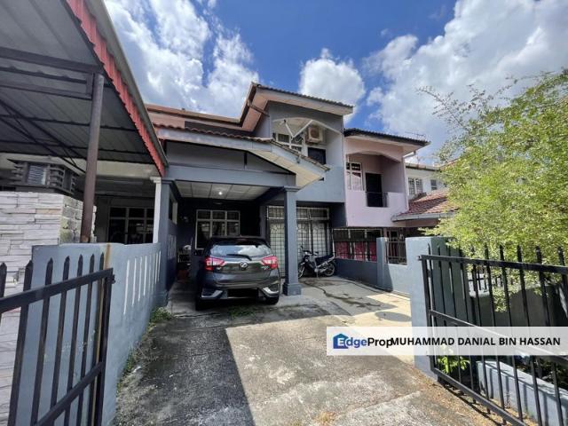 House for sale in Tanjong Sepat, Selangor