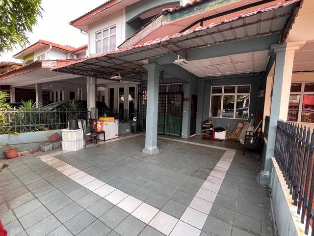 Terraced House for sale in Tanjong Sepat, Selangor