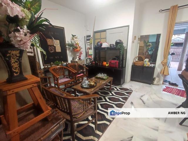 House for sale in Country Heights Damansara, Kuala Lumpur