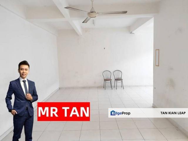 Flat for sale in Kajang, Langat