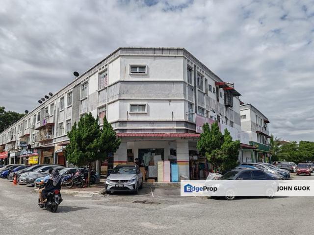 Shop for sale in Kajang, Langat