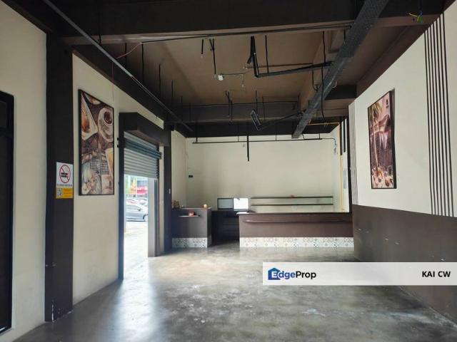 Shop for rent in Bukit Ledang, Johor