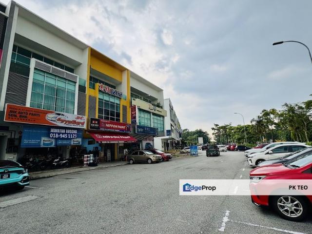 Shop for sale in Johor