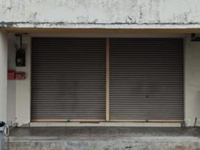 Shop for sale in Johor