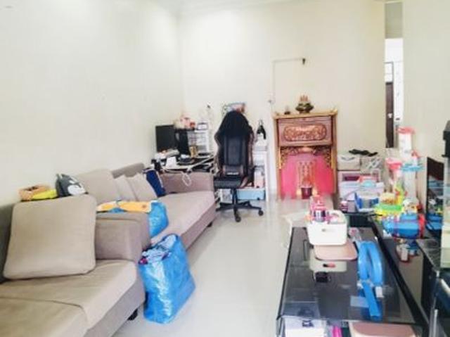 House for sale in Kampung Melayu Majidee, Tebrau
