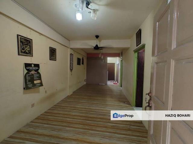 Flat for sale in Selayang, Selangor