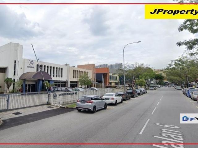 Warehouse for rent in Country Heights Damansara, Kuala Lumpur
