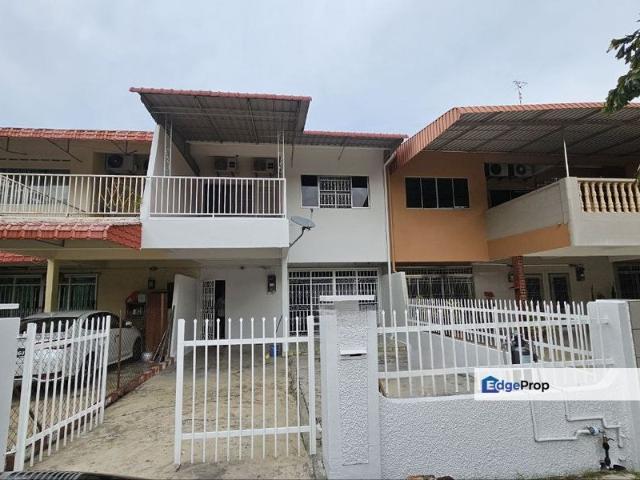 House for rent in Malaka