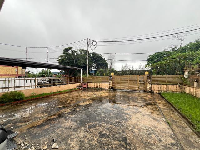 Residential House for sale in Tuaran Village, Sabah