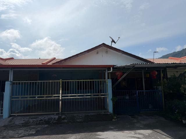 Terraced House for sale in Kuching