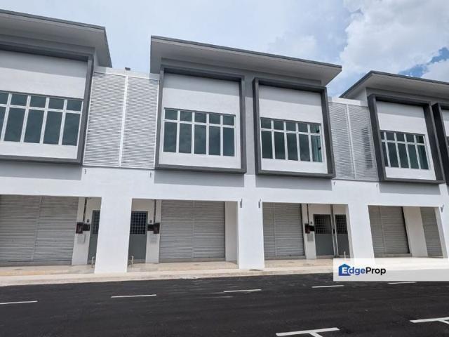 Shop for rent in Bukit Ledang, Johor