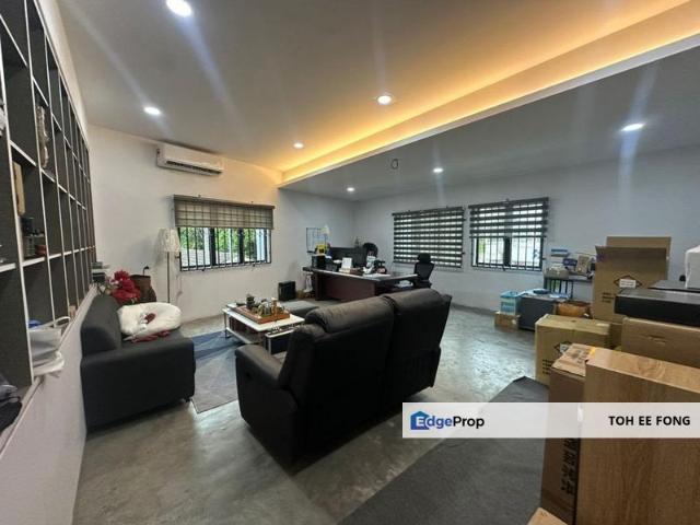 Shop for sale in Bukit Ledang, Johor