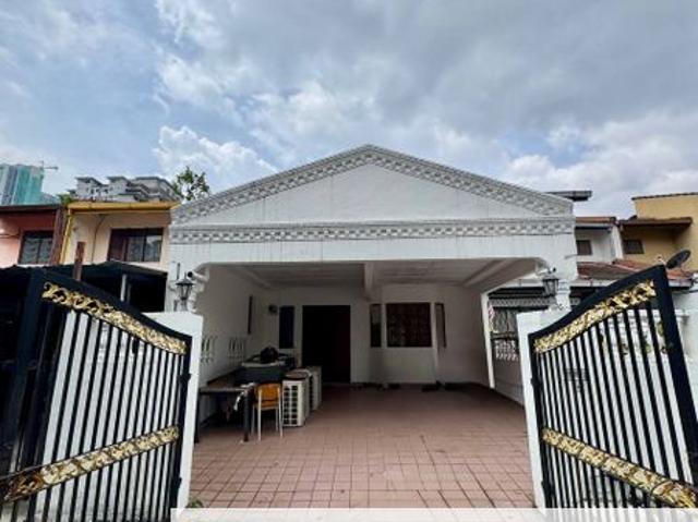 House for sale in Country Heights Damansara, Kuala Lumpur