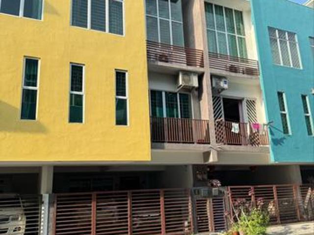 Terraced House for sale in Kinabalu, Sabah