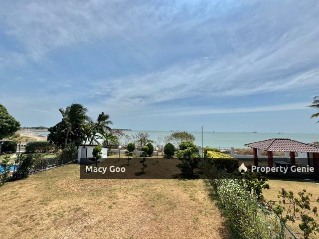 Bungalow for sale in Malaka