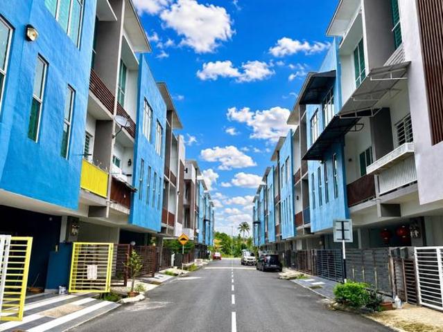 Townhouse for sale in Sandakan Town, Sabah
