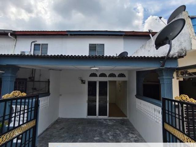 House for sale in Batu Pahat, Johor