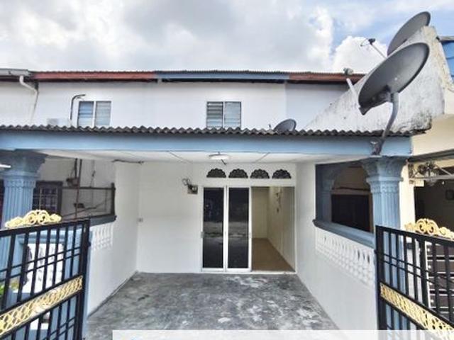 House for sale in Batu Pahat, Johor