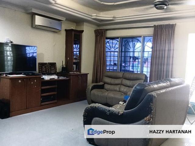 House for sale in Langat, Selangor