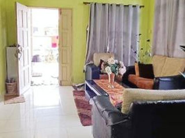 House for sale in Pekan Nanas, Johor