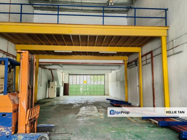Warehouse for sale in Selayang, Selangor