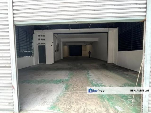Warehouse for rent in Selayang, Selangor