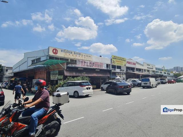 Warehouse for sale in Selayang, Selangor