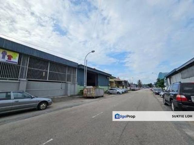 Warehouse for sale in Selayang, Selangor
