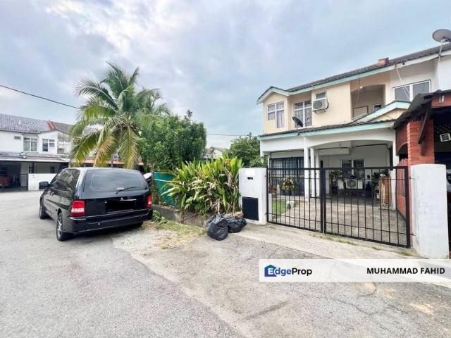 House for sale in Tanjong Sepat, Selangor