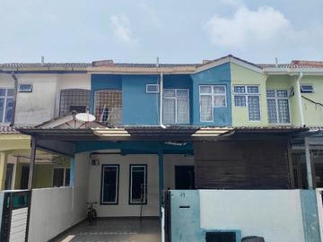 Terraced House for sale in Tanjong Sepat, Selangor