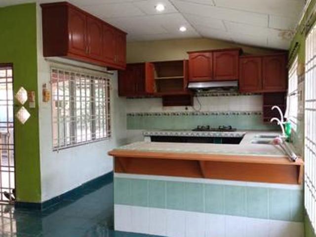 Terraced House for sale in Tanjong Sepat, Selangor