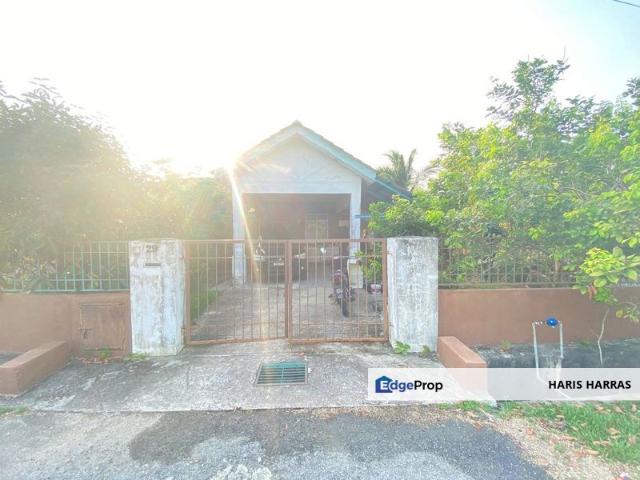 House for sale in Tanjong Sepat, Selangor