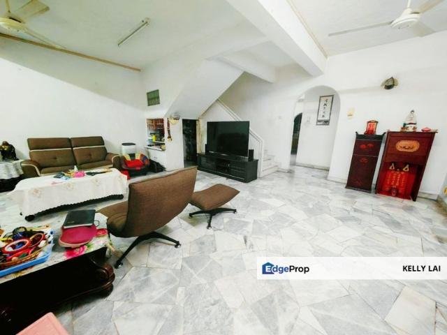 House for sale in Country Heights Damansara, Kuala Lumpur