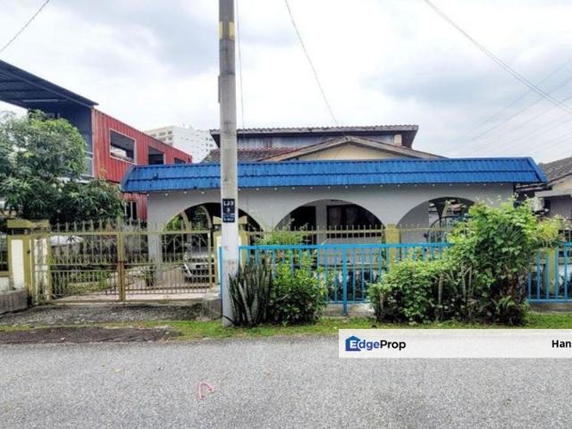 House for sale in Country Heights Damansara, Kuala Lumpur