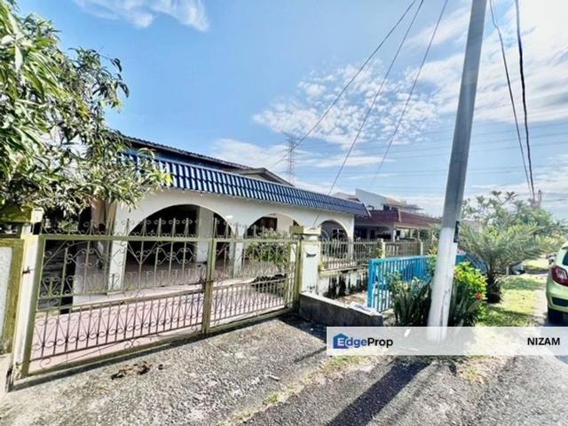 House for sale in Country Heights Damansara, Kuala Lumpur