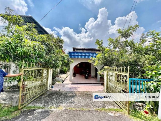 House for sale in Country Heights Damansara, Kuala Lumpur