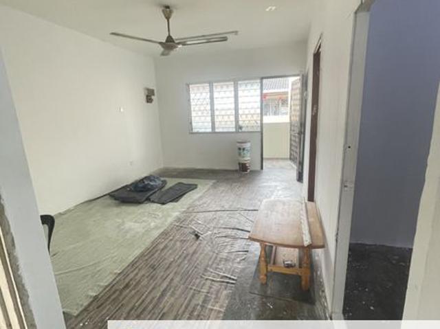 Flat for sale in Sri Petaling, Kuala Lumpur