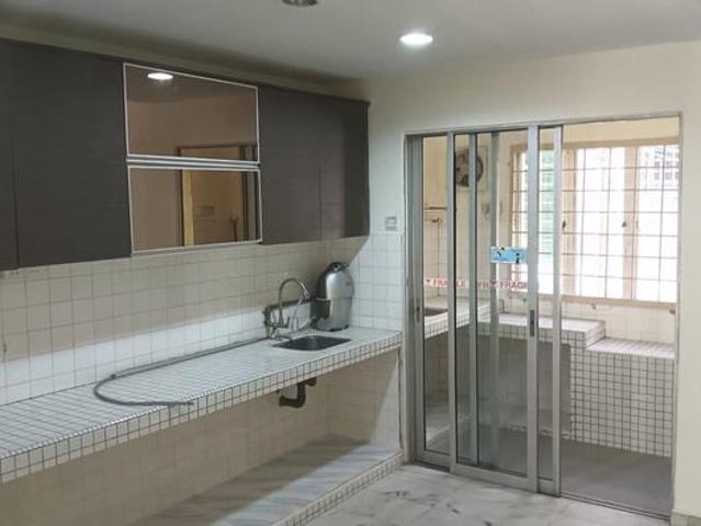 Terraced House for rent in Country Heights Damansara, Kuala Lumpur